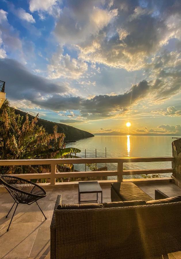 Poseidon'S Bayview Apartamento Kitriaí Exterior foto